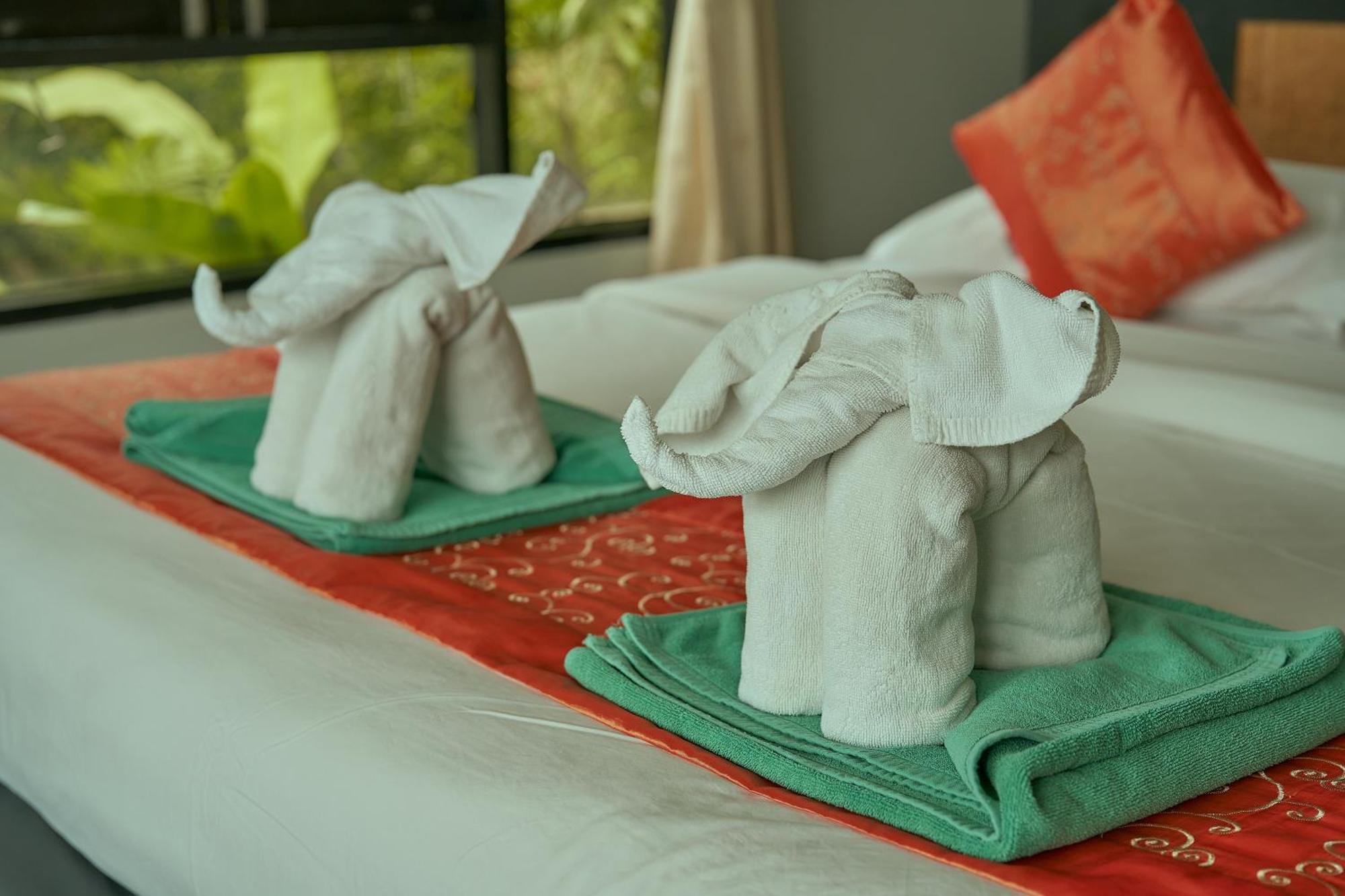 Merit Wellness & Mind Retreat Resort Samui Koh Samui Bagian luar foto